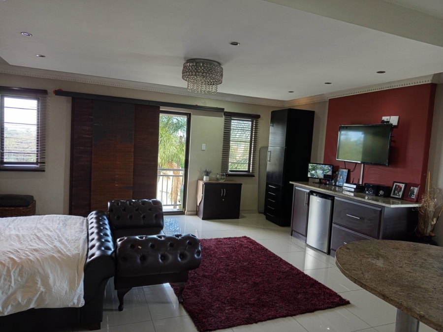 4 Bedroom Property for Sale in Woodview KwaZulu-Natal
