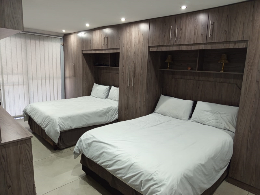 4 Bedroom Property for Sale in Woodview KwaZulu-Natal