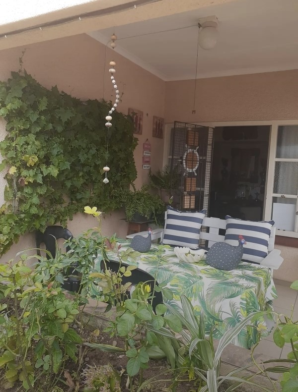 9 Bedroom Property for Sale in Ocean View KwaZulu-Natal