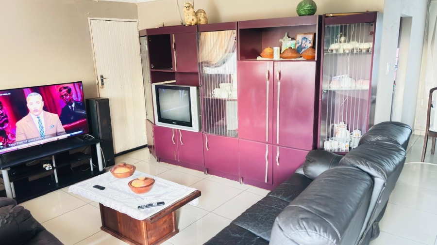 3 Bedroom Property for Sale in Esikhawini KwaZulu-Natal