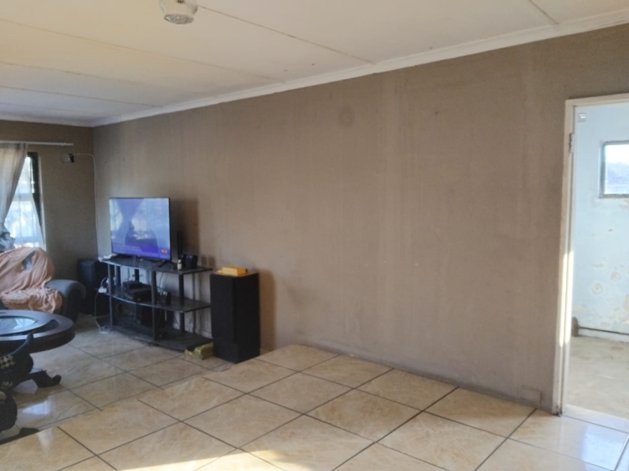 3 Bedroom Property for Sale in Esikhawini KwaZulu-Natal
