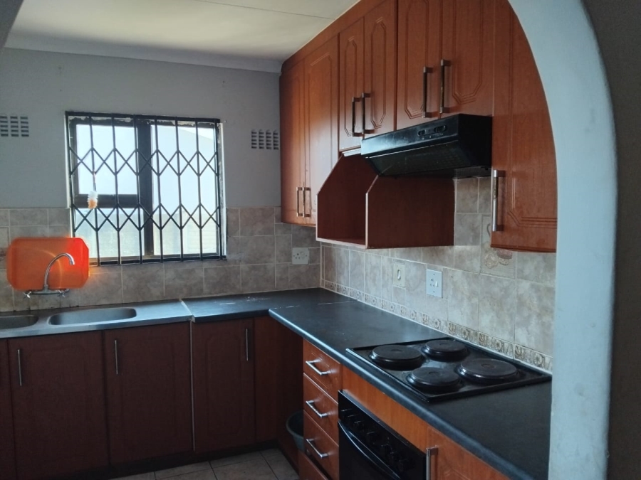 3 Bedroom Property for Sale in Esikhawini KwaZulu-Natal