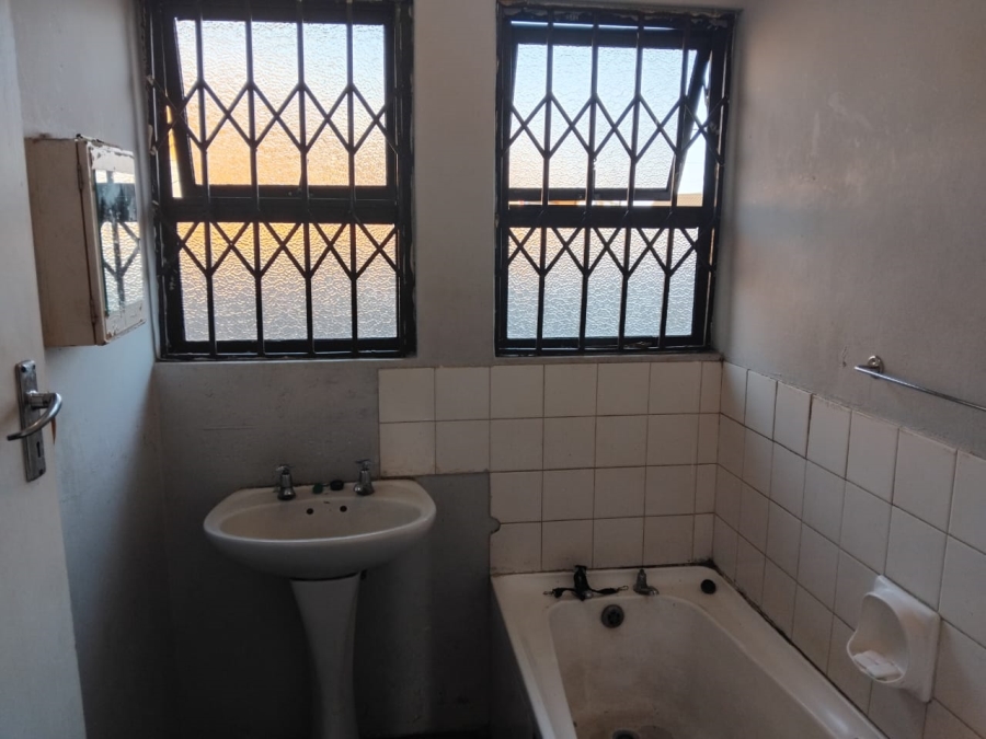 3 Bedroom Property for Sale in Esikhawini KwaZulu-Natal