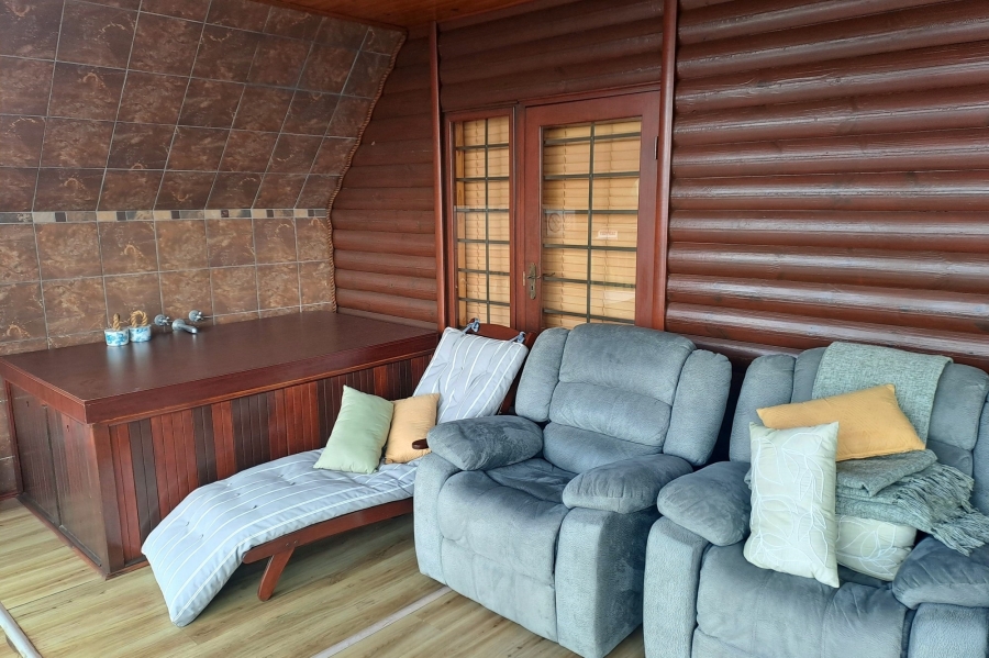 3 Bedroom Property for Sale in Palm Beach KwaZulu-Natal
