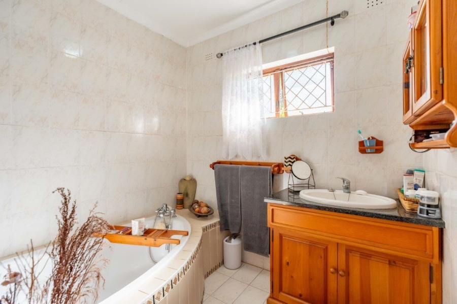 3 Bedroom Property for Sale in Cowies Hill Park KwaZulu-Natal