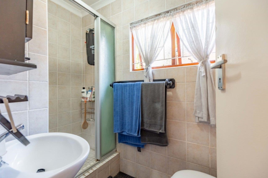 3 Bedroom Property for Sale in Cowies Hill Park KwaZulu-Natal