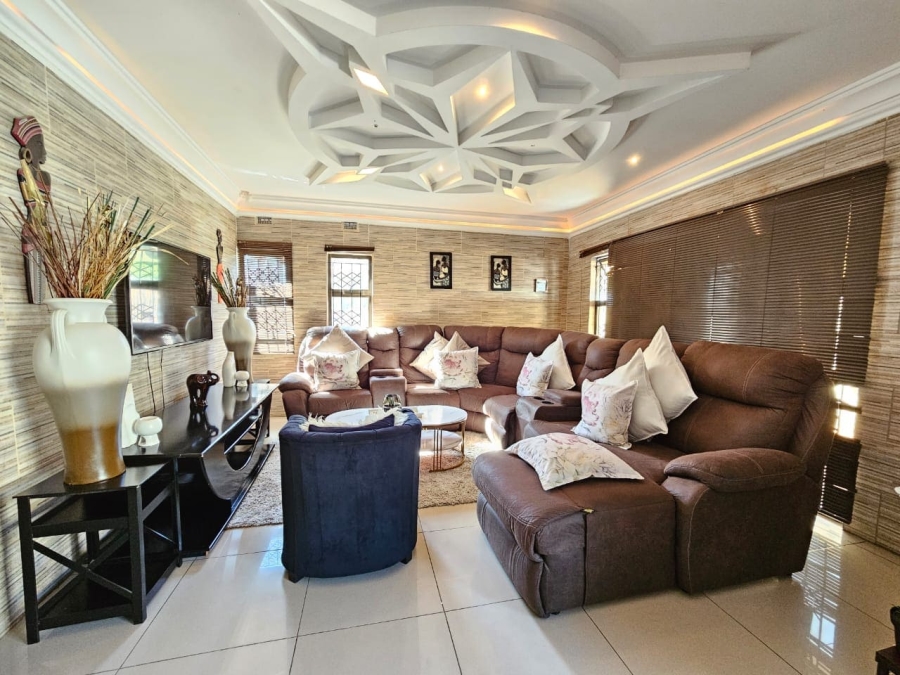 4 Bedroom Property for Sale in Klaarwater KwaZulu-Natal