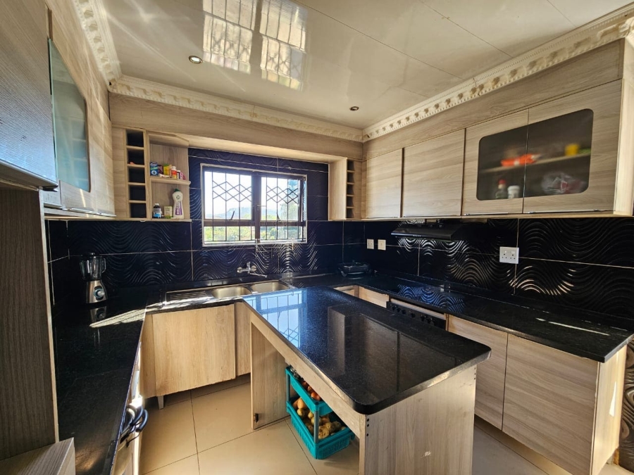 4 Bedroom Property for Sale in Klaarwater KwaZulu-Natal