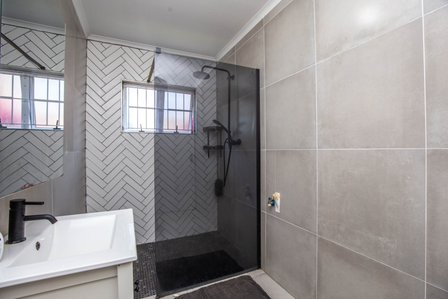 3 Bedroom Property for Sale in Sea View KwaZulu-Natal