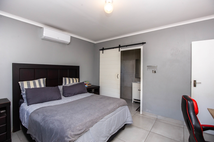 3 Bedroom Property for Sale in Sea View KwaZulu-Natal