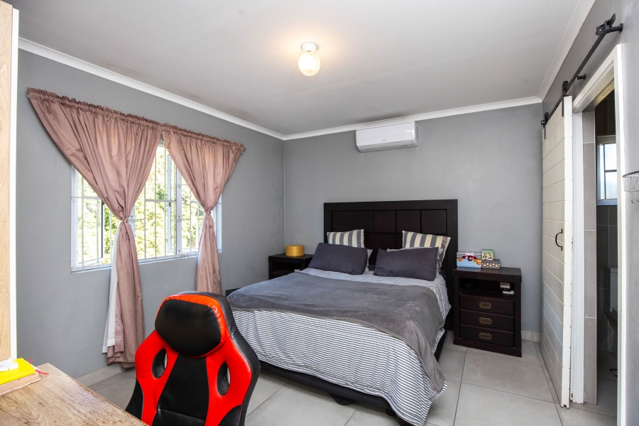 3 Bedroom Property for Sale in Sea View KwaZulu-Natal