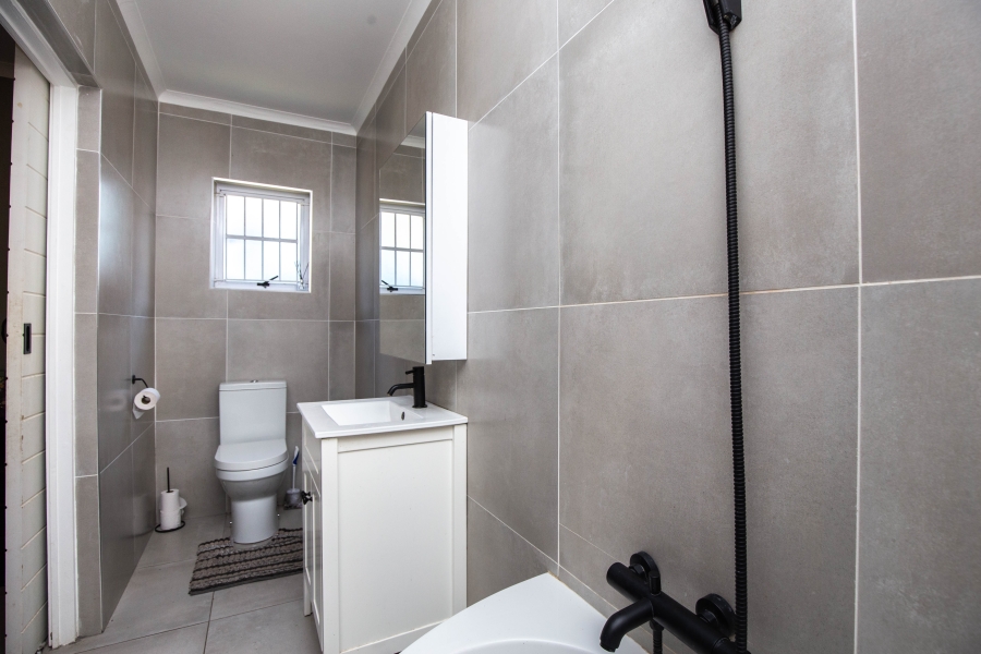 3 Bedroom Property for Sale in Sea View KwaZulu-Natal