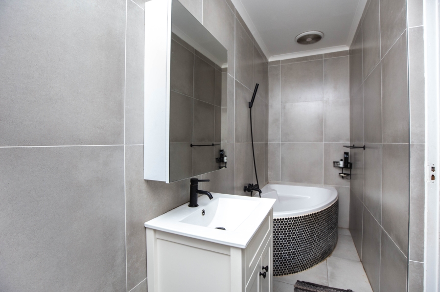 3 Bedroom Property for Sale in Sea View KwaZulu-Natal