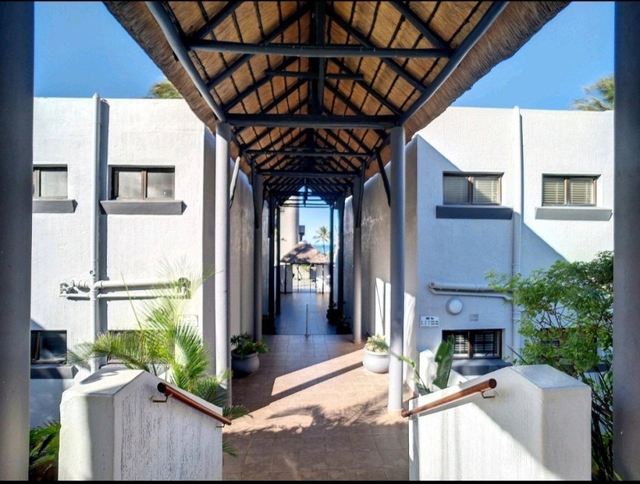 To Let 3 Bedroom Property for Rent in Compensation Beach KwaZulu-Natal