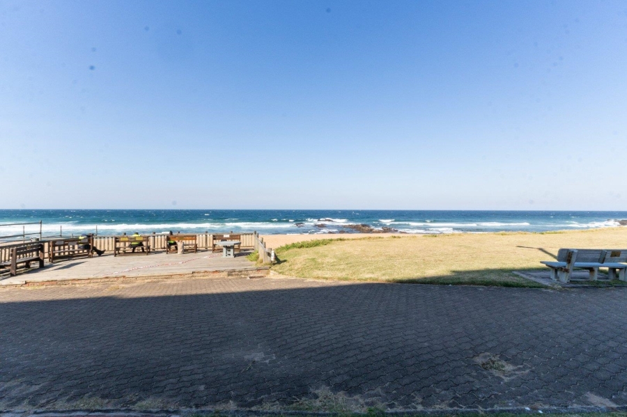 To Let 3 Bedroom Property for Rent in Compensation Beach KwaZulu-Natal