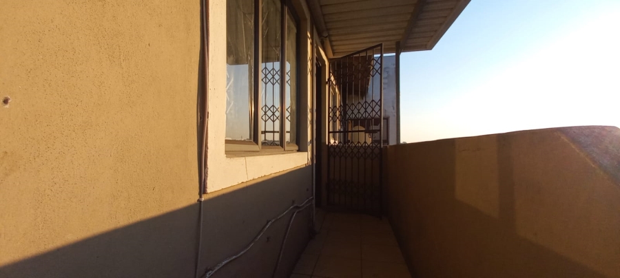 To Let 2 Bedroom Property for Rent in Silverglen KwaZulu-Natal