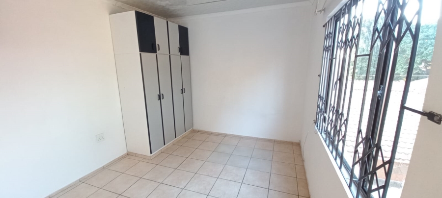 To Let 2 Bedroom Property for Rent in Silverglen KwaZulu-Natal