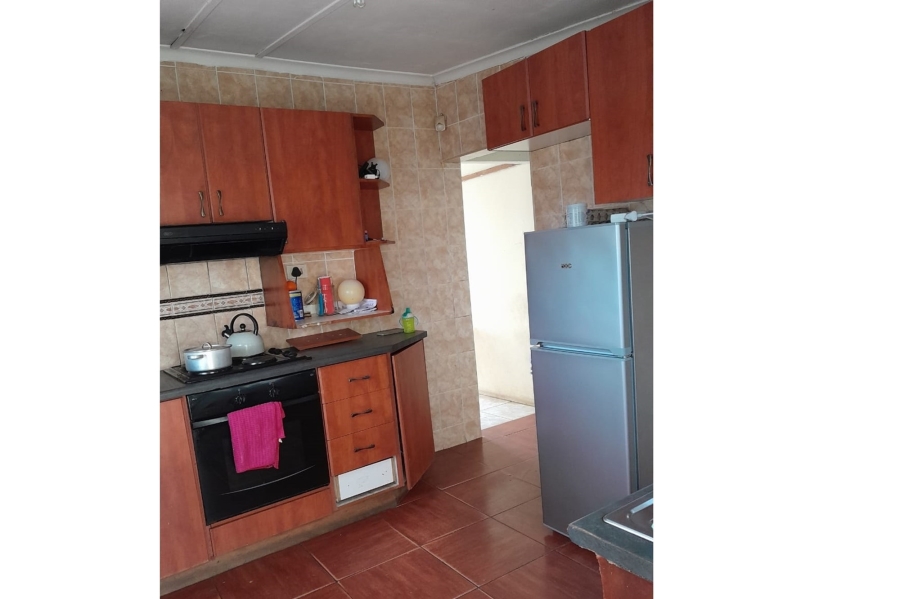 2 Bedroom Property for Sale in Umlazi J KwaZulu-Natal