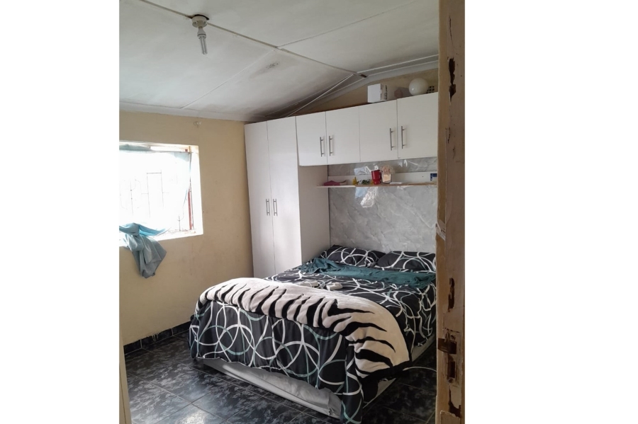 2 Bedroom Property for Sale in Umlazi J KwaZulu-Natal