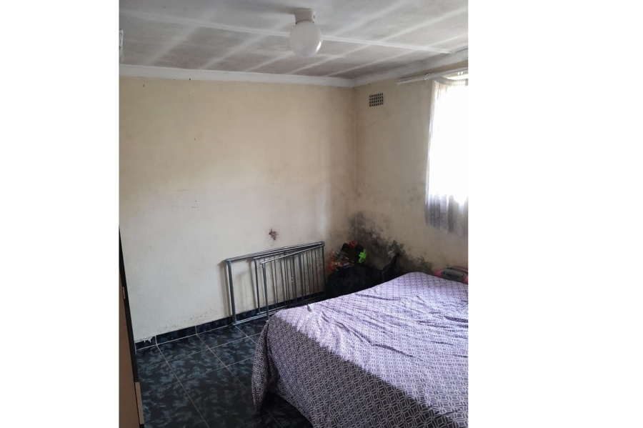 2 Bedroom Property for Sale in Umlazi J KwaZulu-Natal