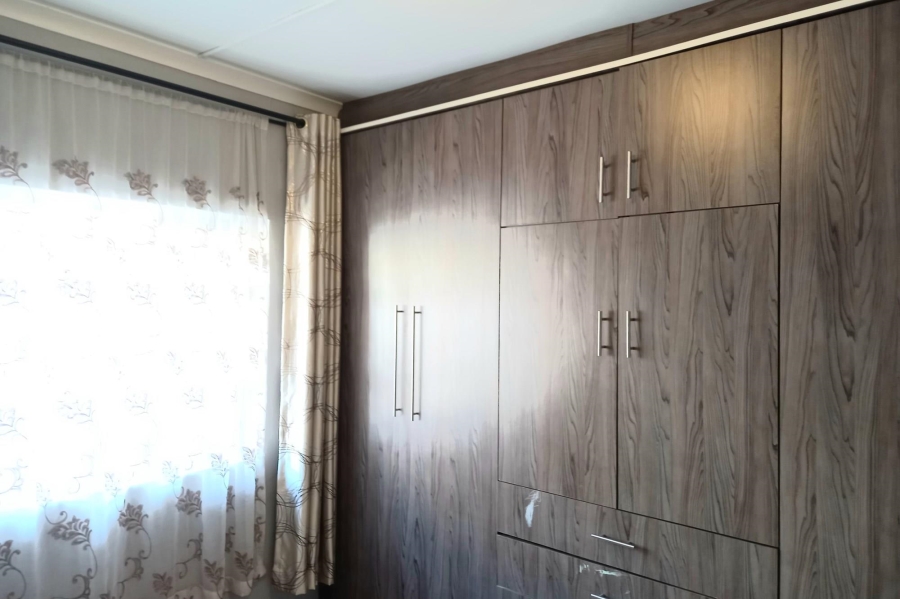 3 Bedroom Property for Sale in Kharwastan KwaZulu-Natal