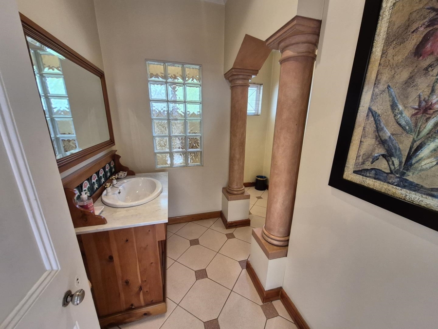 4 Bedroom Property for Sale in Clarendon KwaZulu-Natal