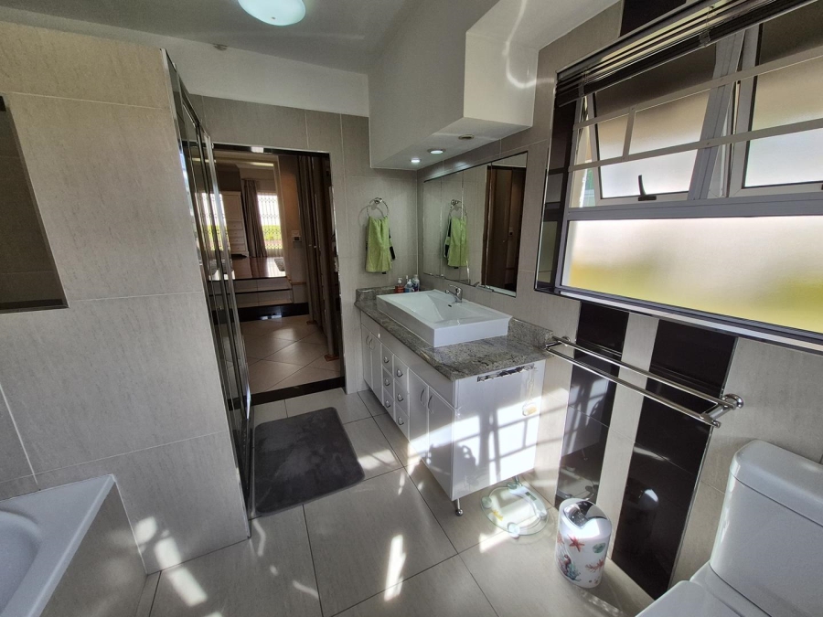 4 Bedroom Property for Sale in Clarendon KwaZulu-Natal