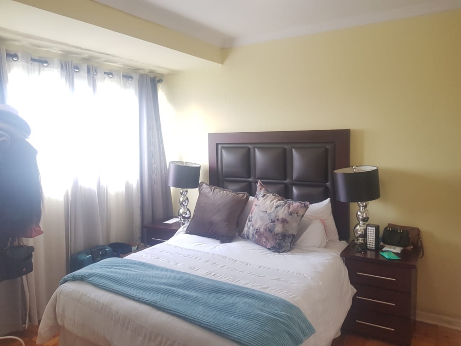 2 Bedroom Property for Sale in Glenwood KwaZulu-Natal