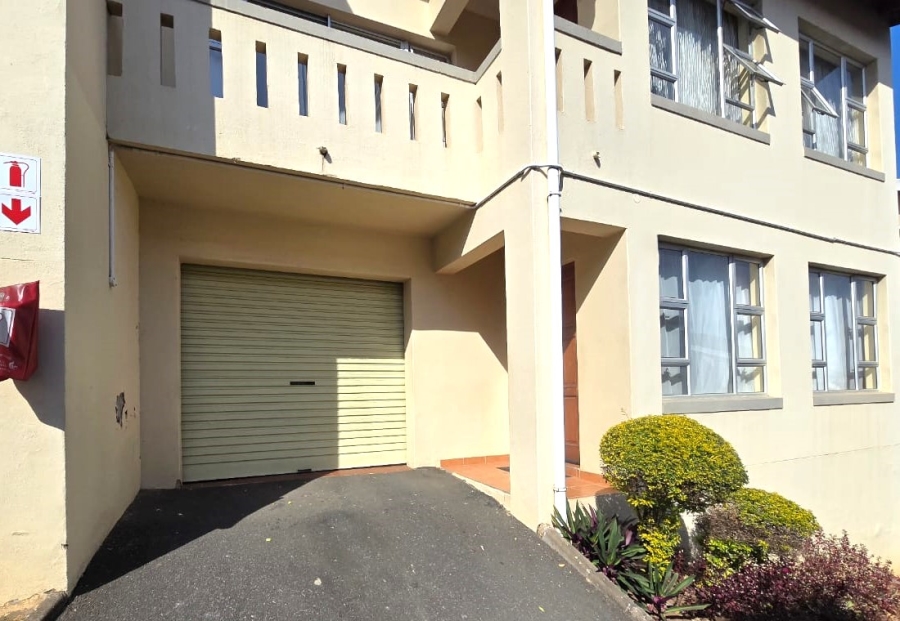 To Let 3 Bedroom Property for Rent in Avoca KwaZulu-Natal