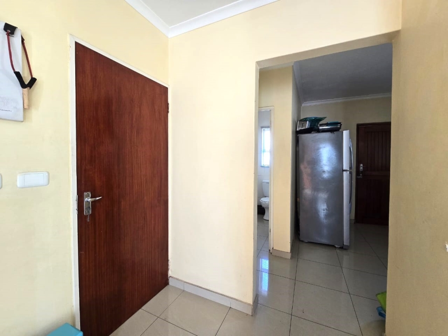 To Let 3 Bedroom Property for Rent in Avoca KwaZulu-Natal
