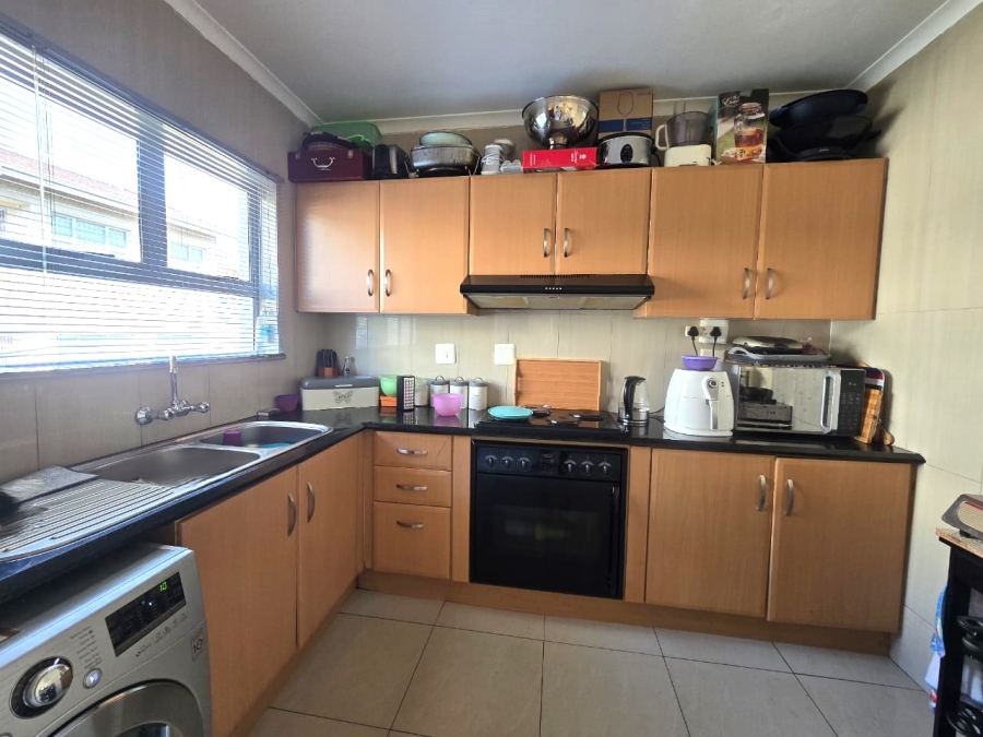 To Let 3 Bedroom Property for Rent in Avoca KwaZulu-Natal