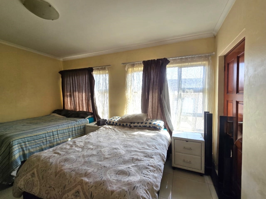 To Let 3 Bedroom Property for Rent in Avoca KwaZulu-Natal