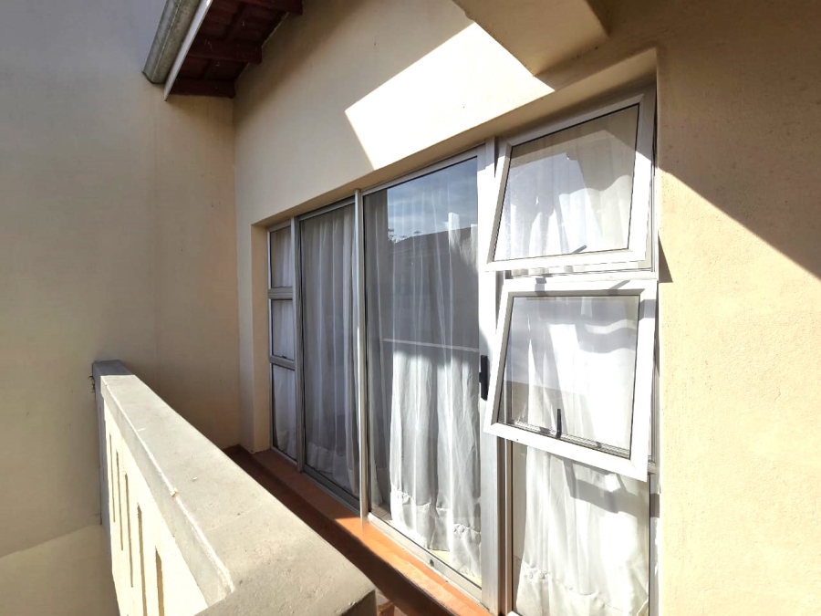 To Let 3 Bedroom Property for Rent in Avoca KwaZulu-Natal
