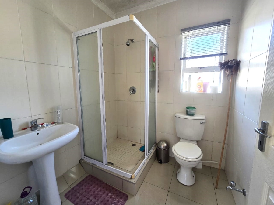 To Let 3 Bedroom Property for Rent in Avoca KwaZulu-Natal