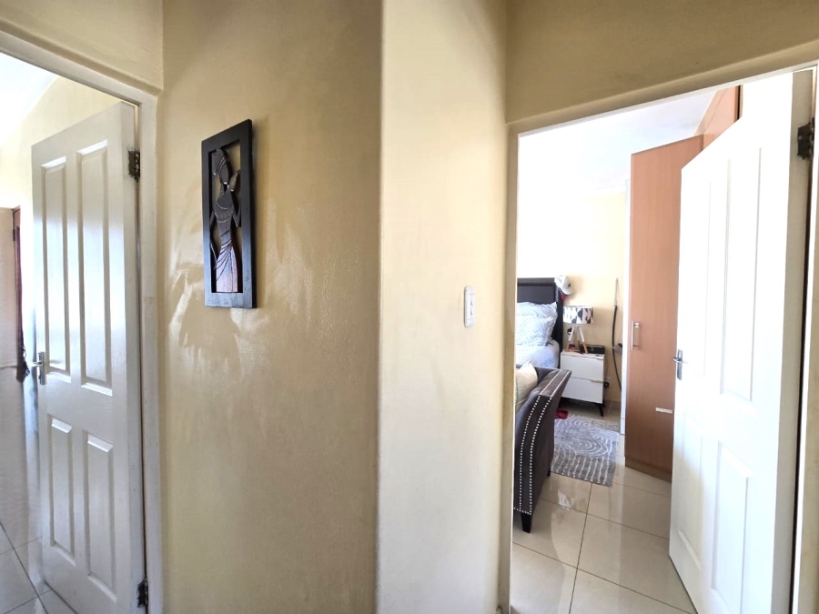To Let 3 Bedroom Property for Rent in Avoca KwaZulu-Natal
