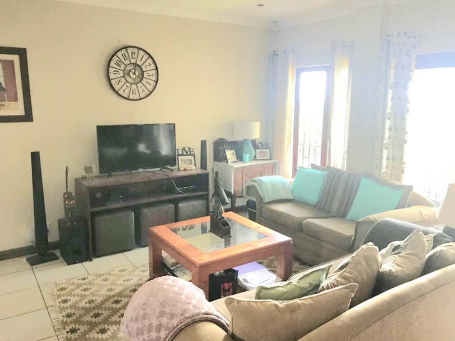 To Let 3 Bedroom Property for Rent in Shongweni KwaZulu-Natal