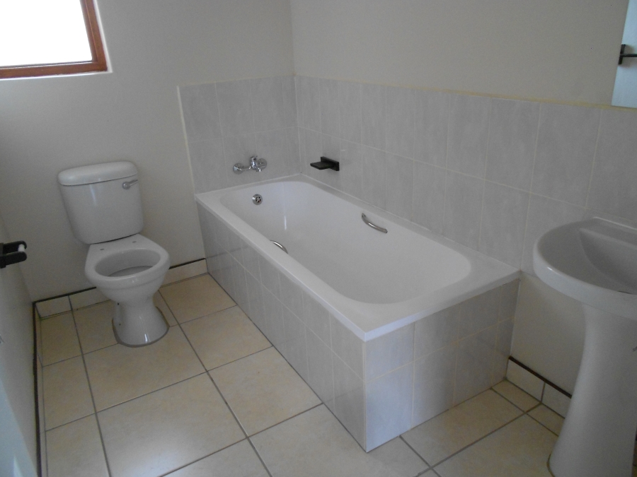 To Let 2 Bedroom Property for Rent in Howick KwaZulu-Natal