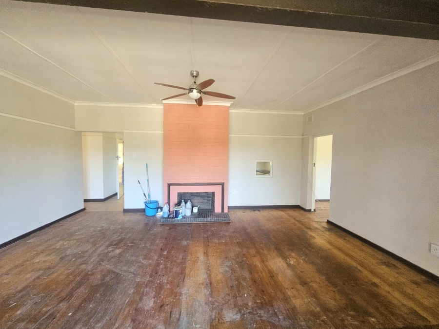 To Let 4 Bedroom Property for Rent in Northdene KwaZulu-Natal