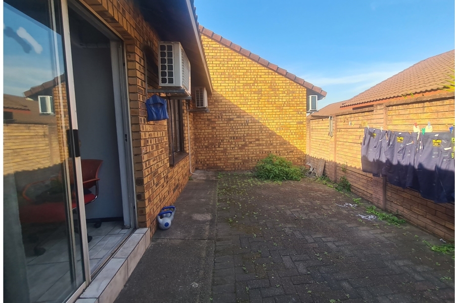 2 Bedroom Property for Sale in Veld En Vlei KwaZulu-Natal