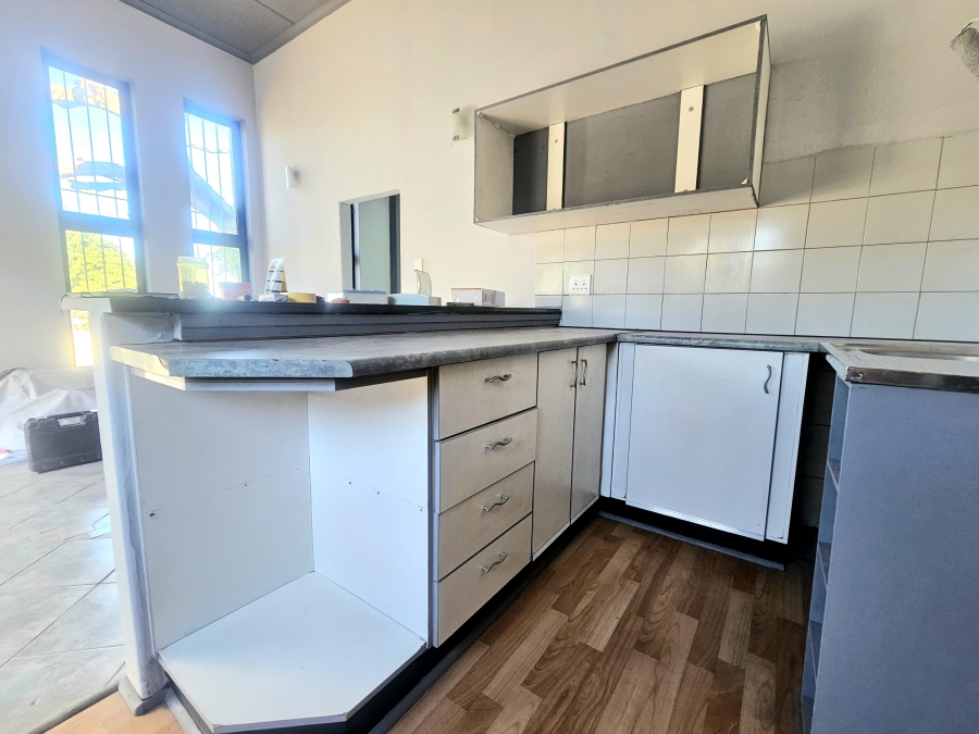 To Let 1 Bedroom Property for Rent in Montclair KwaZulu-Natal