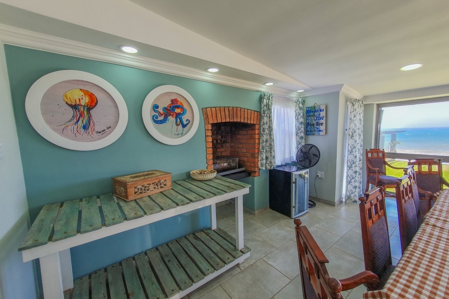 6 Bedroom Property for Sale in Port Edward KwaZulu-Natal
