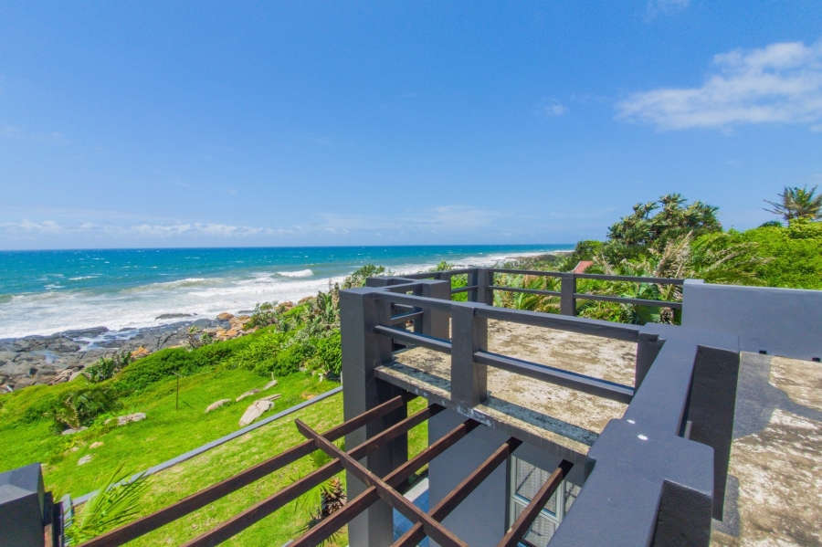 6 Bedroom Property for Sale in Port Edward KwaZulu-Natal