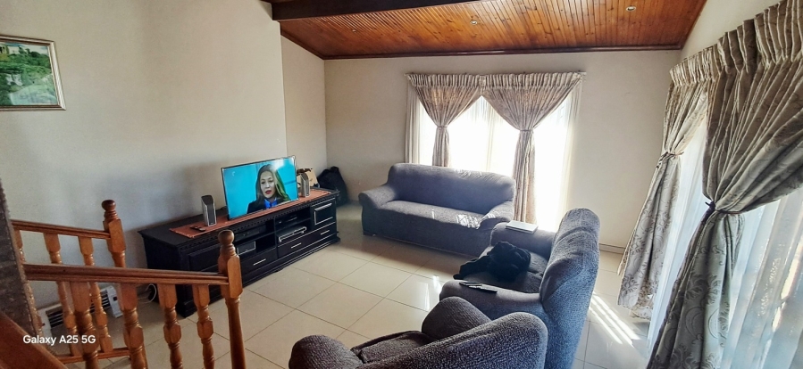 5 Bedroom Property for Sale in Clare Hills KwaZulu-Natal