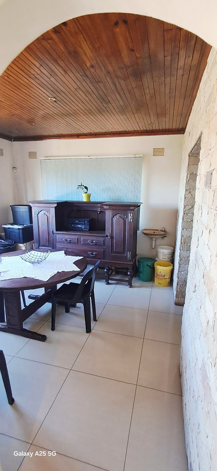 5 Bedroom Property for Sale in Clare Hills KwaZulu-Natal