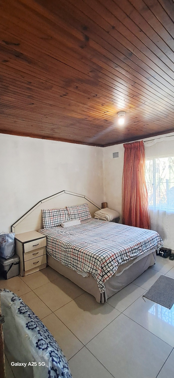 5 Bedroom Property for Sale in Clare Hills KwaZulu-Natal