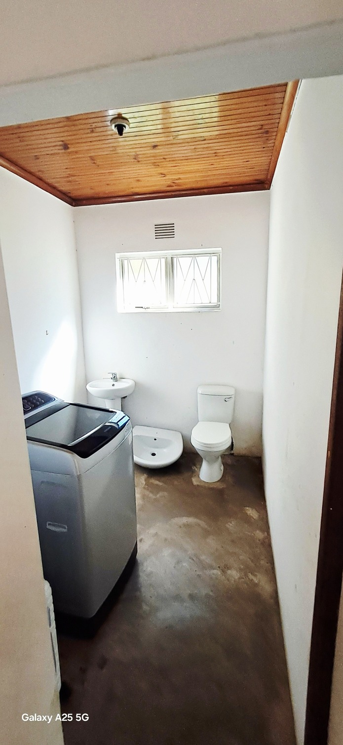 5 Bedroom Property for Sale in Clare Hills KwaZulu-Natal