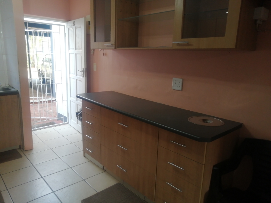 1 Bedroom Property for Sale in Manor Gardens KwaZulu-Natal