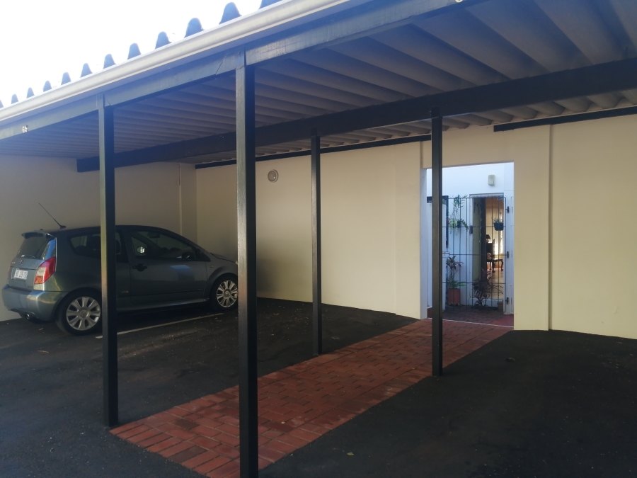 1 Bedroom Property for Sale in Manor Gardens KwaZulu-Natal