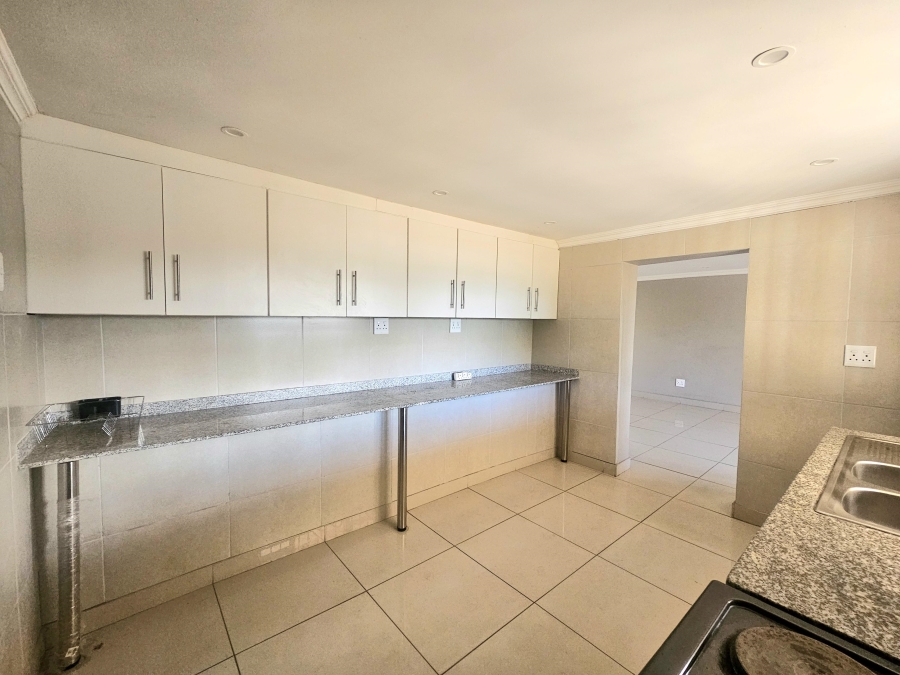 To Let 2 Bedroom Property for Rent in Montclair KwaZulu-Natal