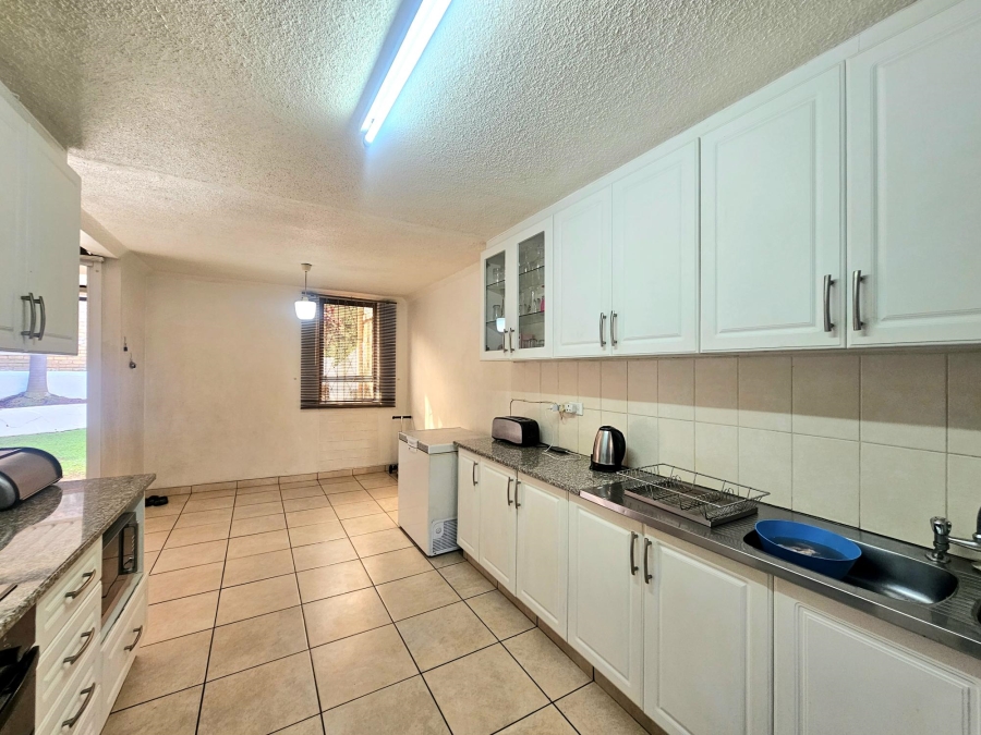To Let 3 Bedroom Property for Rent in Montclair KwaZulu-Natal